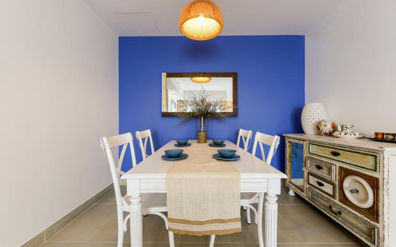 1019 blue dinning table