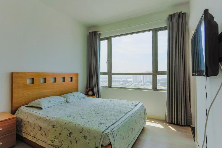 1075 riviera point bedroom