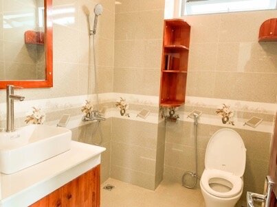 bathroom apartment rental