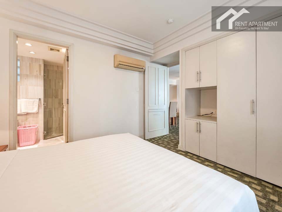 ID 2054 master bedroom with built-in wardrobe and entrance to ensuite bathroom