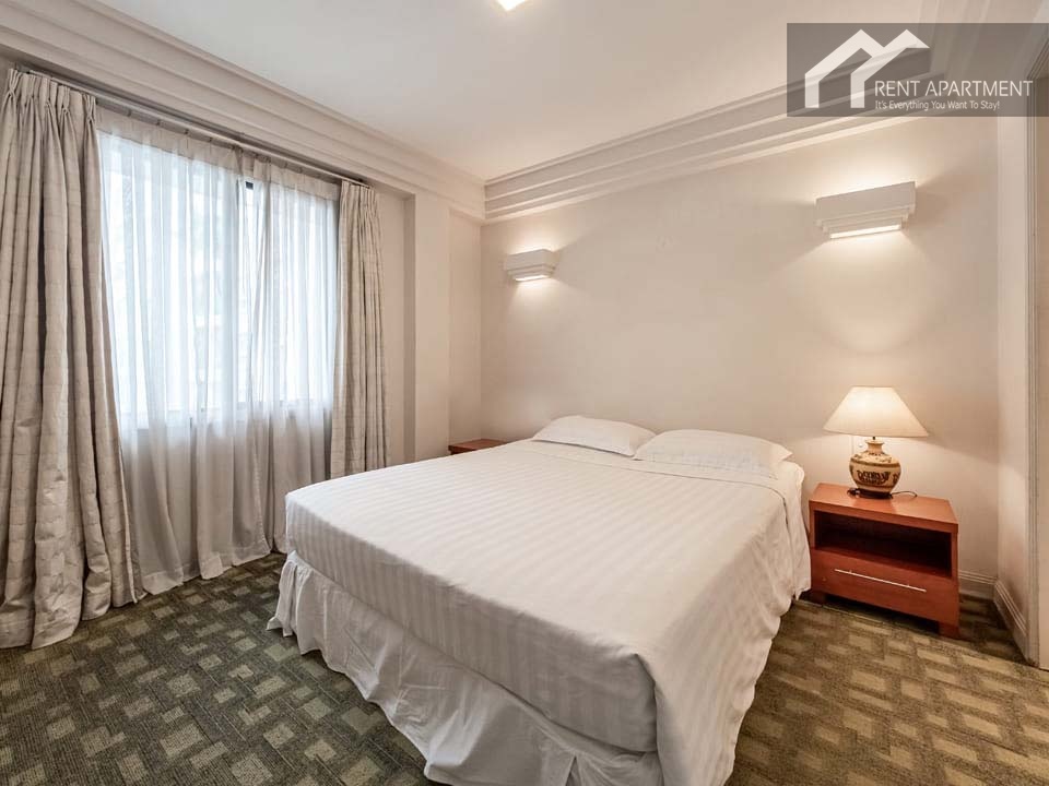 ID 2054 master bedroom with double bed bedside table lamp and window curtains