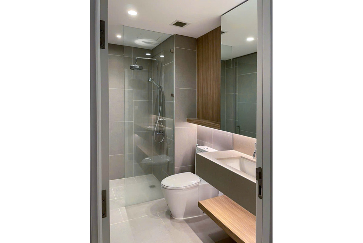 ID 2114 bathroom