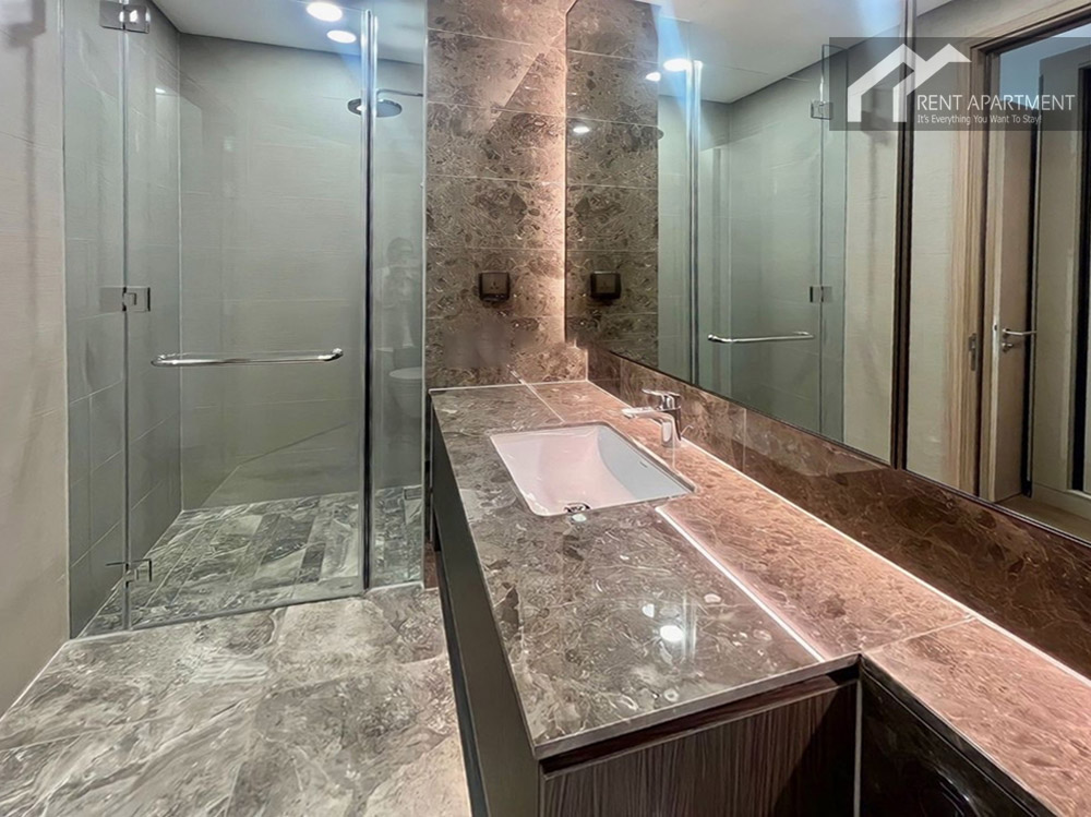 ID 2148 bathroom