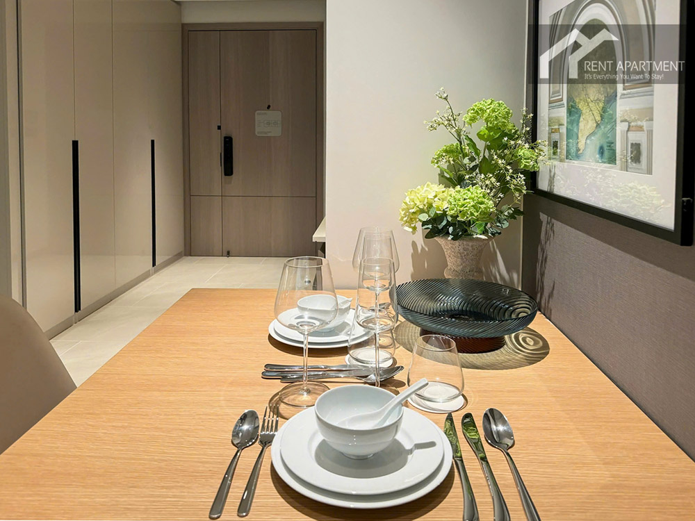 ID 2158 dinning table