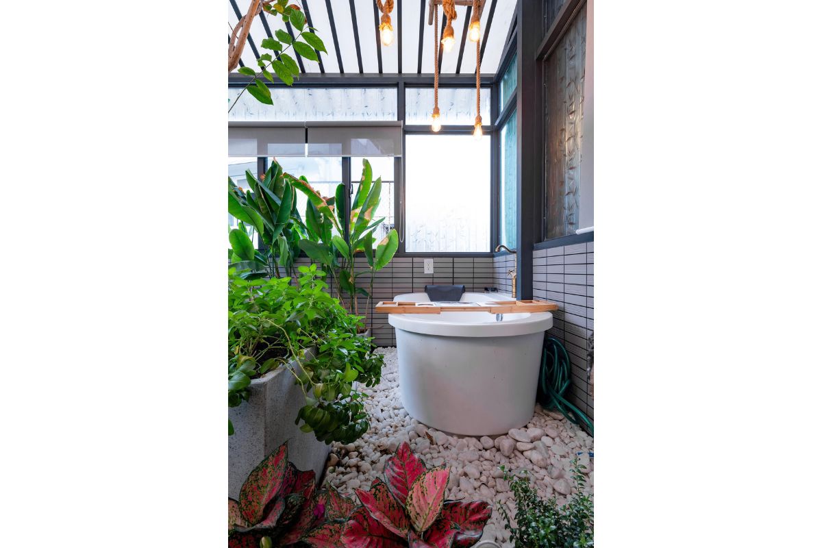 ID 2171 bathroom 2