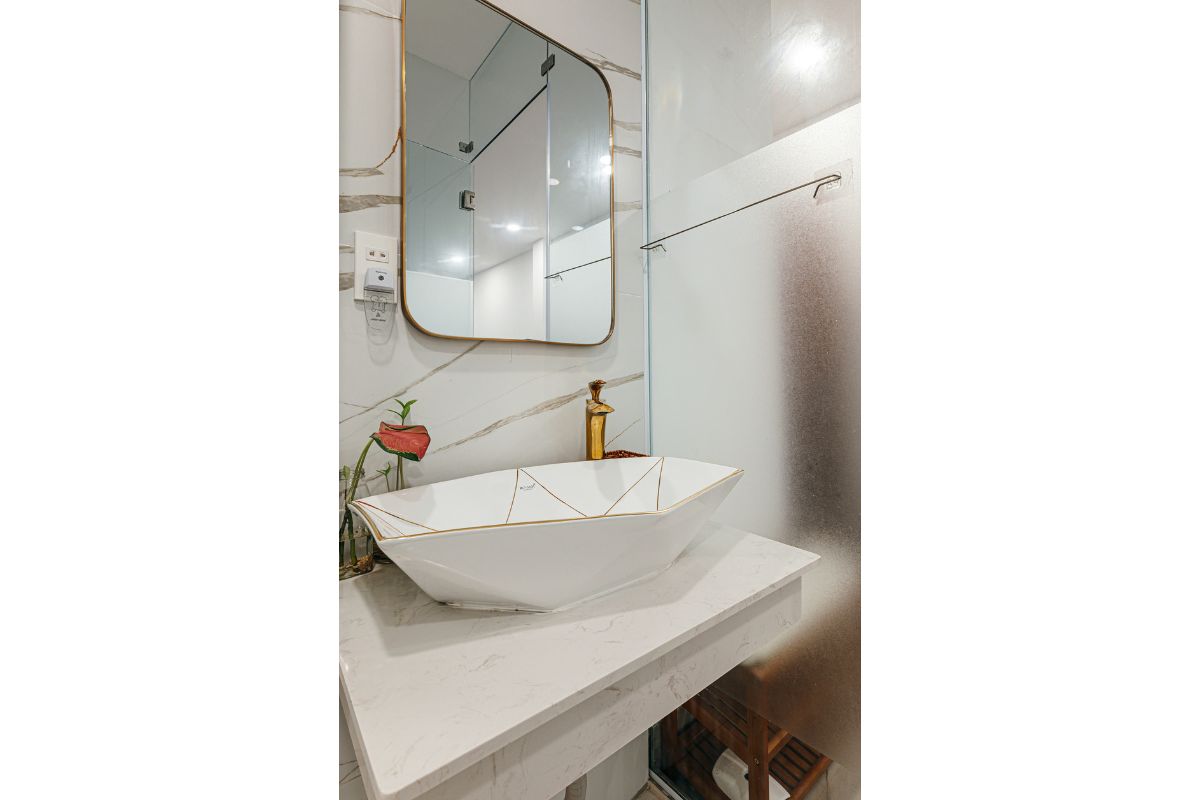 ID 2171 bathroom