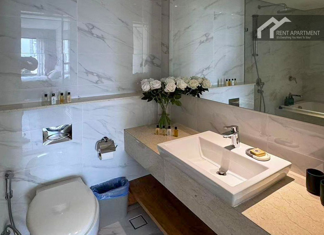 ID 2176 bathroom 2
