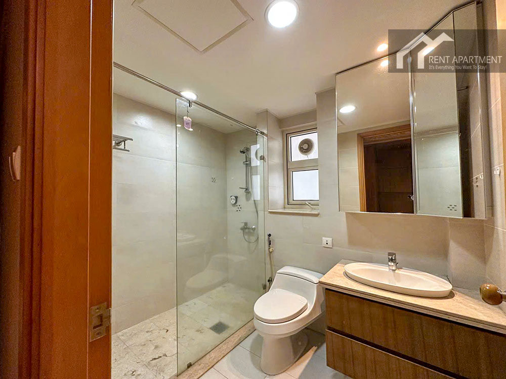 ID 2184 bathroom 2