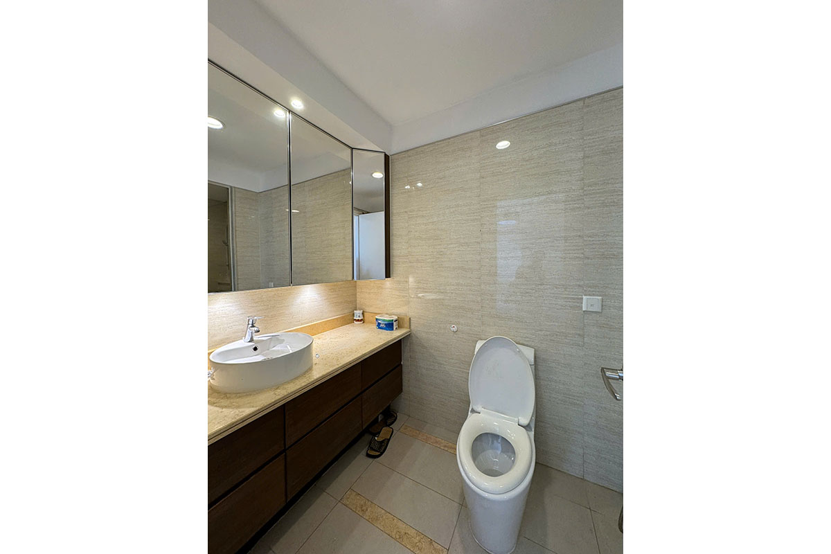 ID 2188 bathroom