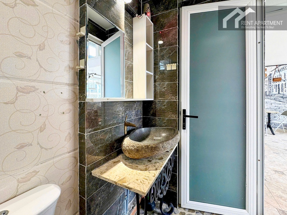 ID 2221 bathroom vanity with stone vessel sink and mirror