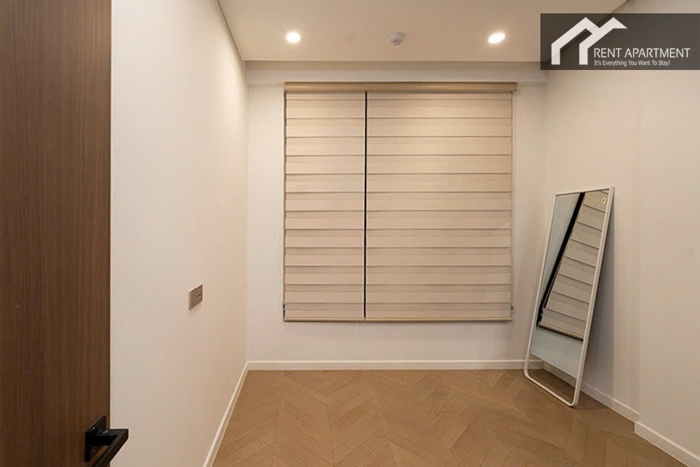 ID 2227 empty bedroom with standing mirror and wooden floor