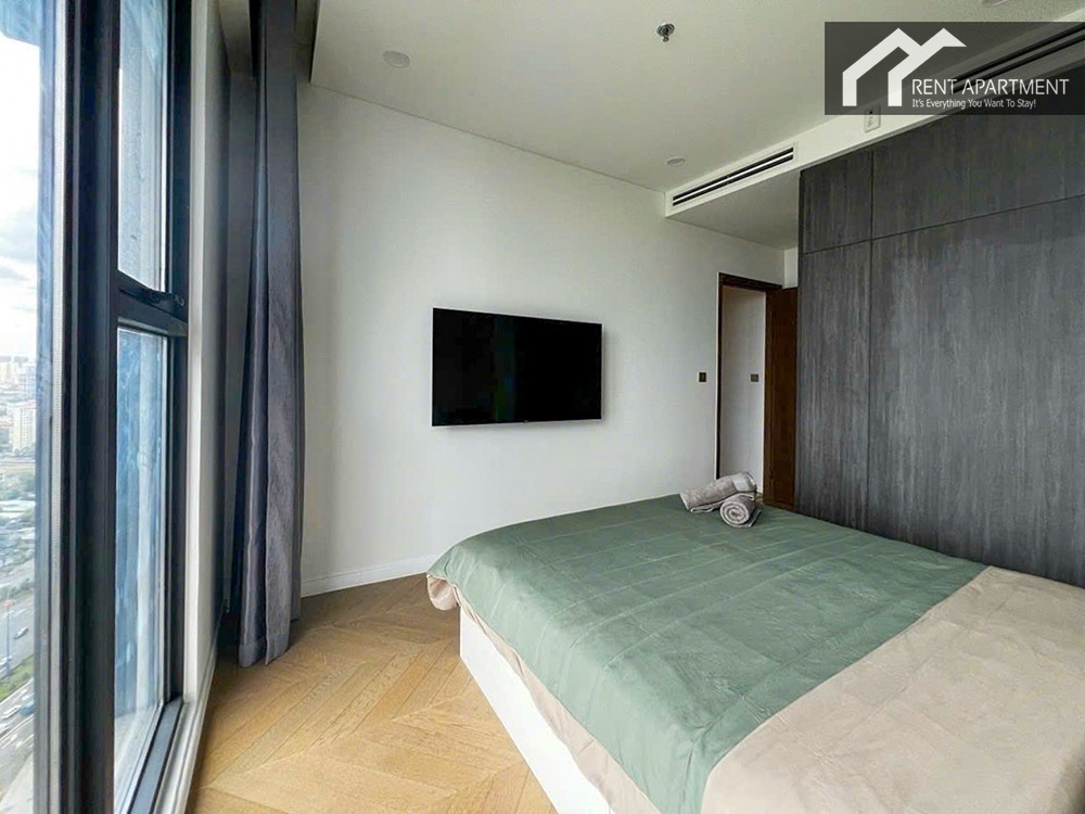 ID 2228 master bedroom bed and wall mounted tv