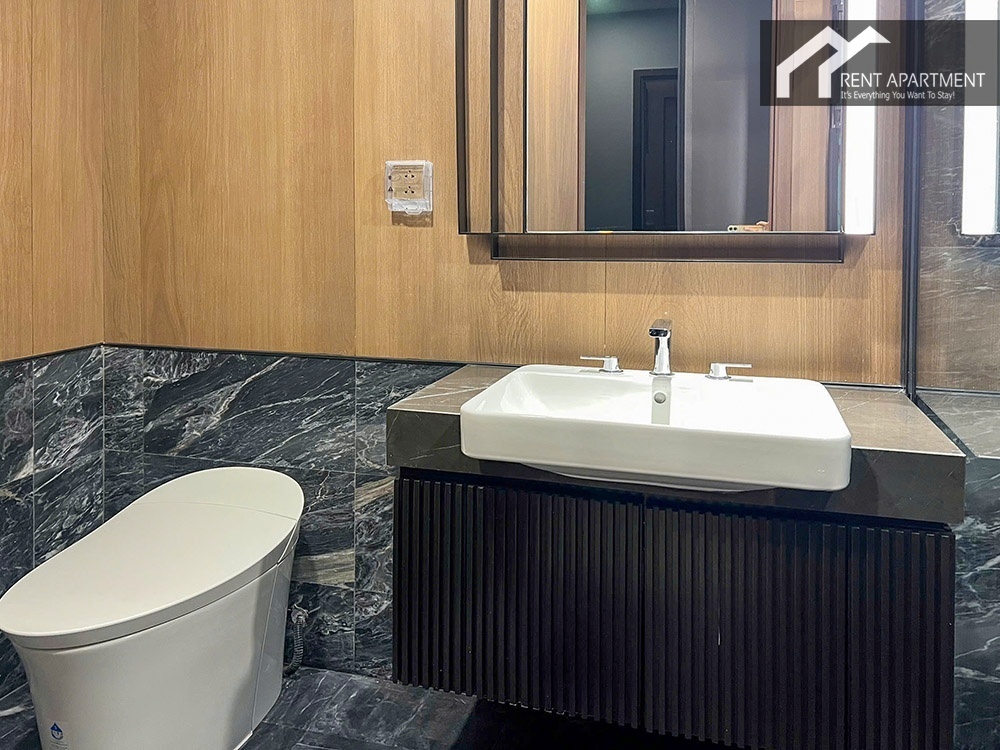ID 2229 modern bathroom vanity and toilet setup