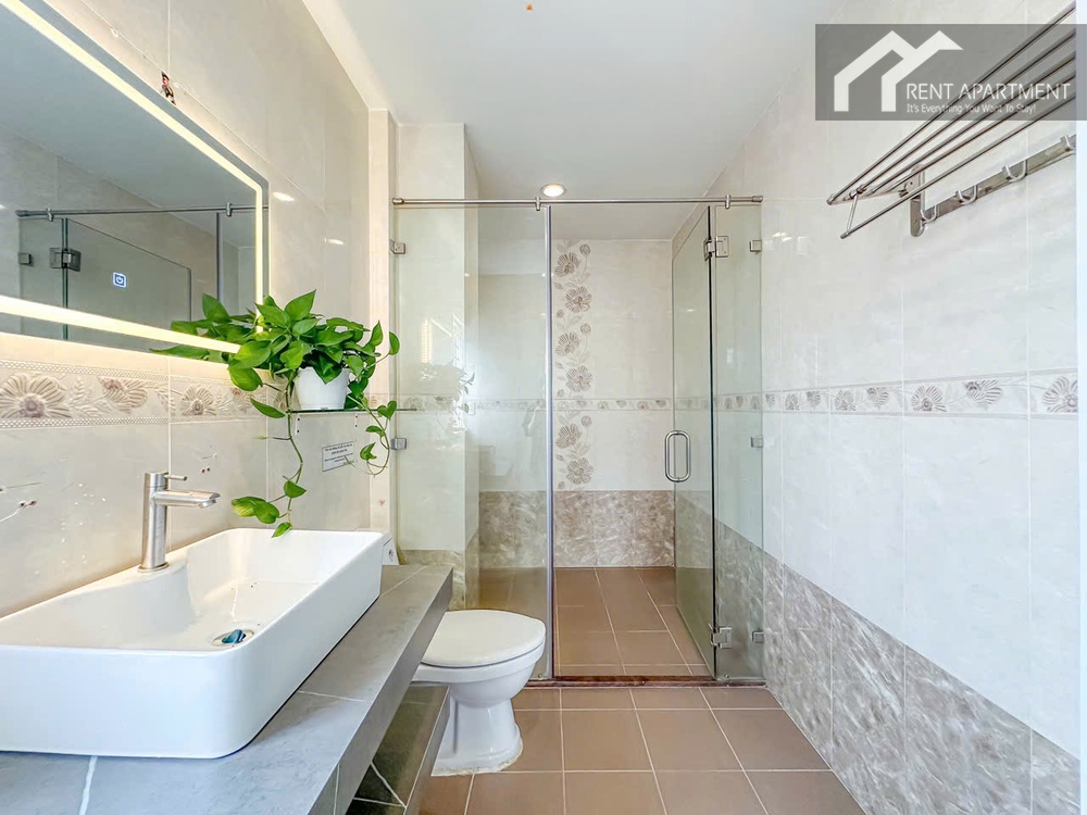 ID 2231 bathroom with glass shower cabin and vanity mirror