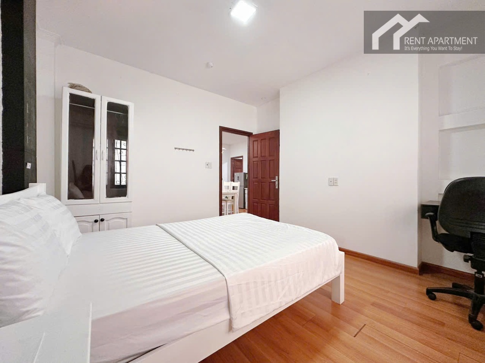 ID 2232 Bedroom 1 Wardrobe & Bed