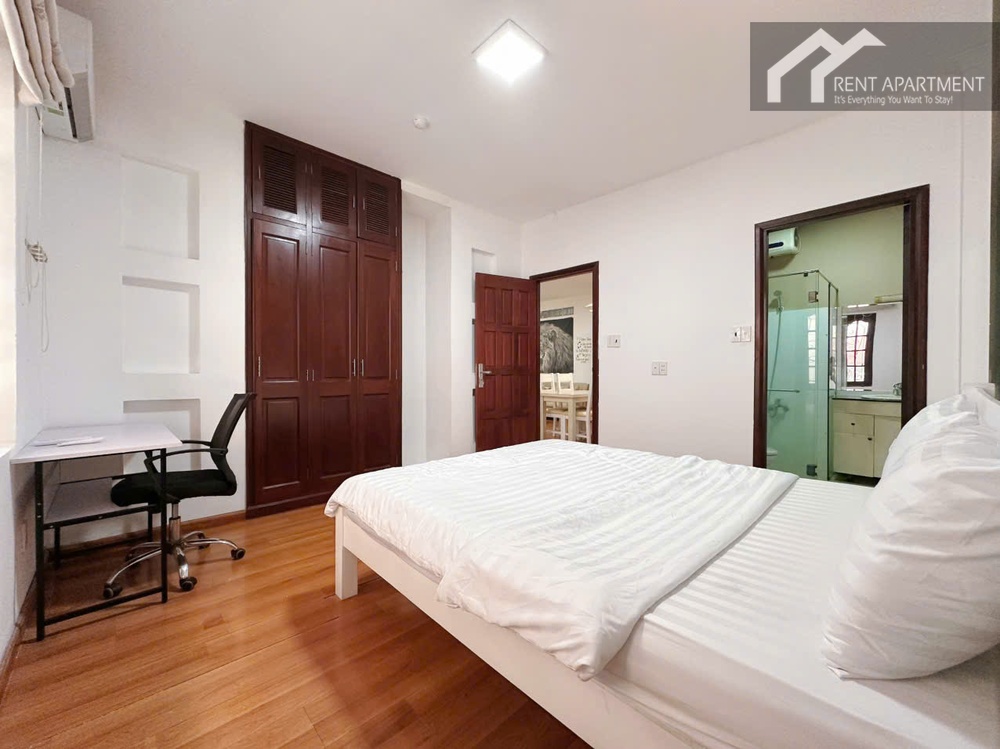 ID 2232 Bedroom 2 Desk & En-suite View