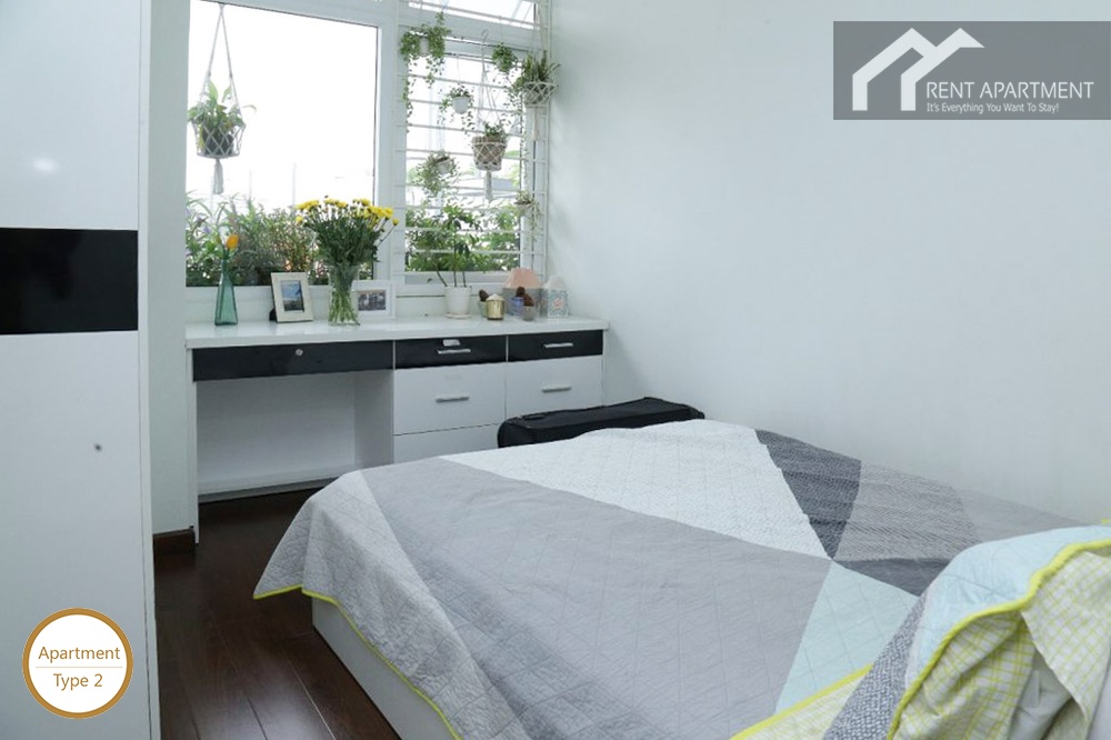 ID 2234 2br bedroom with bed and study desk by window