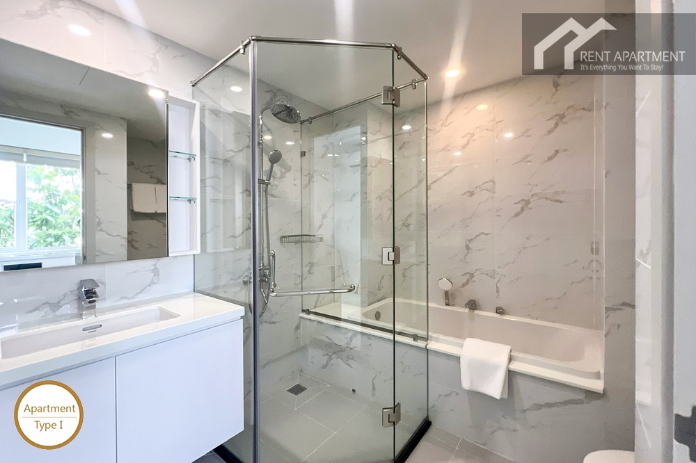 ID 2235 1br marble bathroom with bathtub and shower