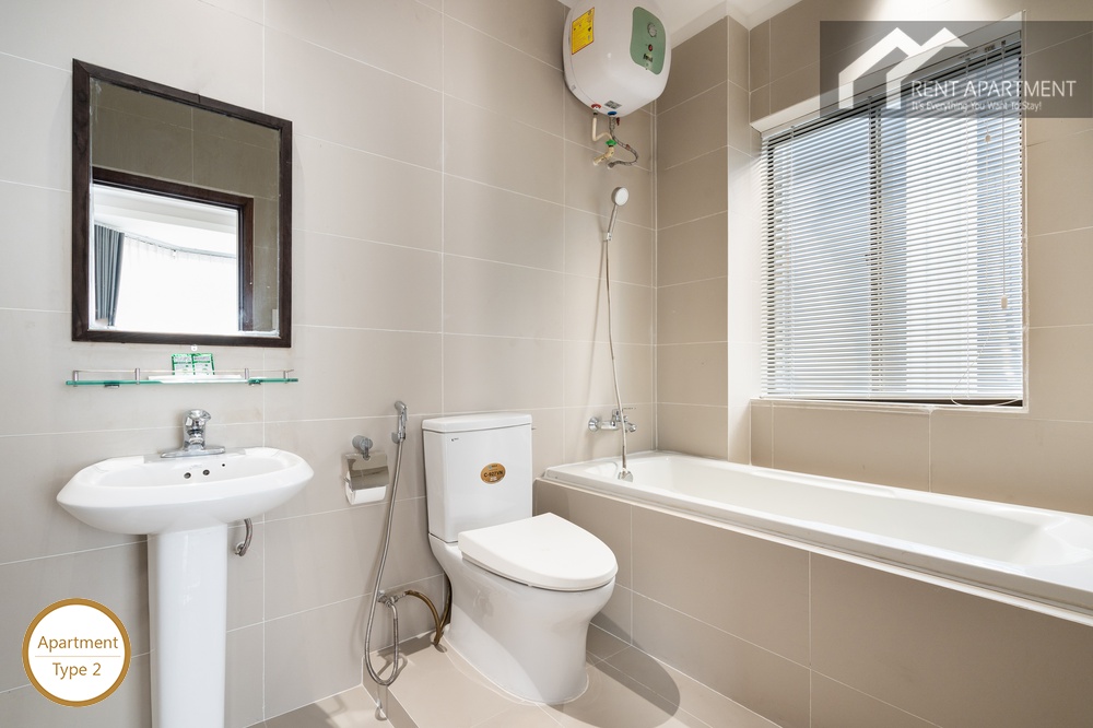 ID 2241 type 2 bathroom with bathtub