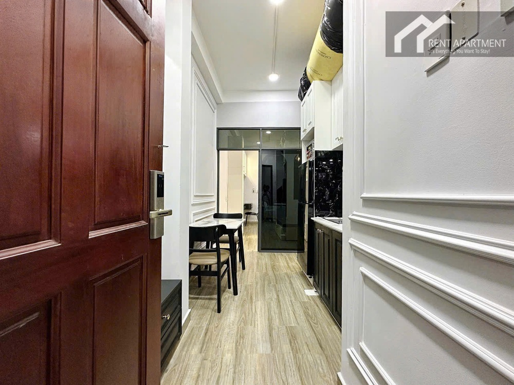 ID 2242 main entrance doorway leading to kitchen and dining area
