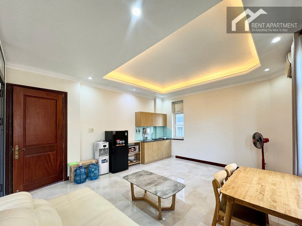 ID 2243 fully equipped kitchen with refrigerator and dining space
