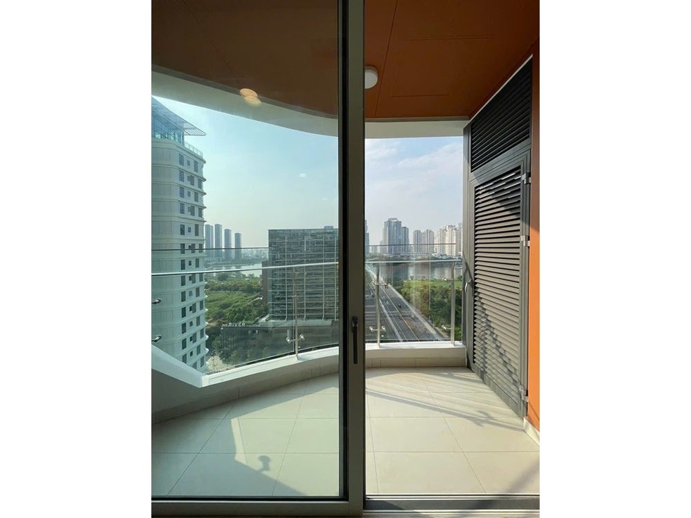 ID 2252 private balcony with glass railing and scenic river view