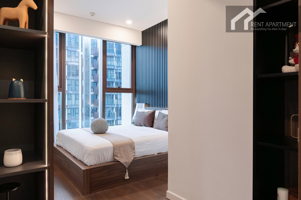 ID 2256 modern third bedroom with slatted accent wall and display shelves