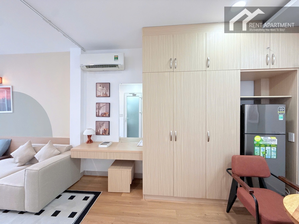 ID 2259 fully equipped kitchen with refrigerator and dining space