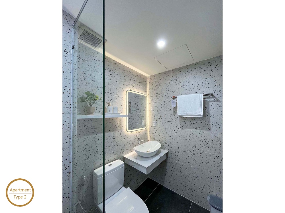 ID 2260 type 2 bathroom vanity mirror with warm led lighting