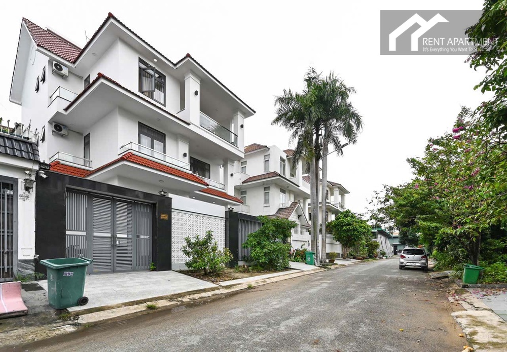 ID 2223 building exterior and quiet residential street view